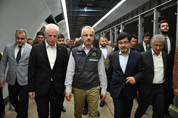 Abdulkadir Uraloğlu Halkalı-İstanbul Havalimanı Metro Hattı'nda çalışmaları inceledi